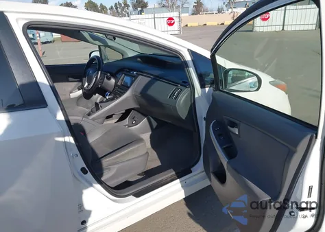 2010 Toyota Prius Ii z USA, uszkodzony, nr VIN JTDKN3DU7A0005092